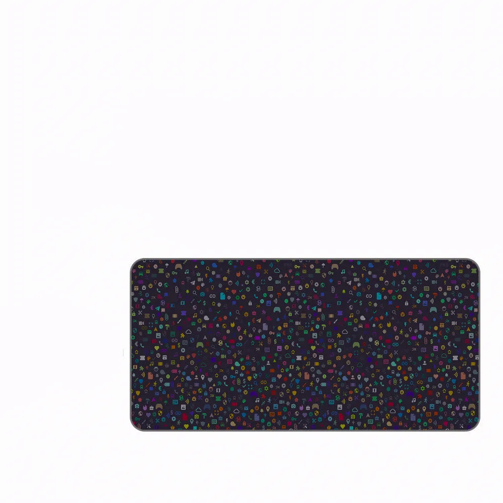 Desktop gaming mouse pad with rubber base and heat transfer pattern on cloth surface