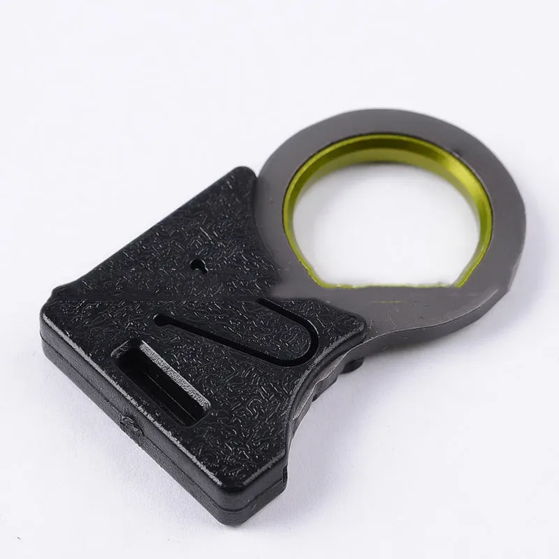 Portable emergency cutting tool made of 440 steel in black, 4.3 x 2.4 cm size with sharp cutting rope
