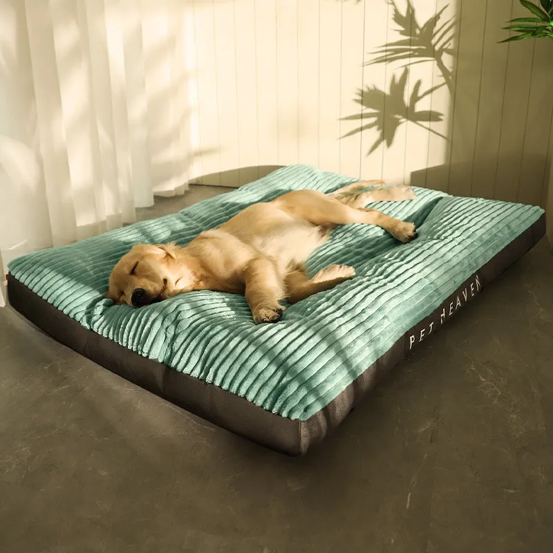 Green cut velvet dog bed mat with removable cover in extra-large size 120x95cm