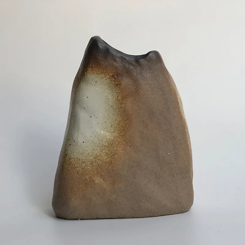 Glazed ceramic small vase in creative Japanese style as decorative ornament with six colour options