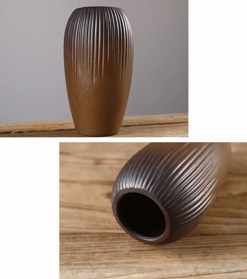 Glazed ceramic small vase in creative Japanese style as decorative ornament with six colour options