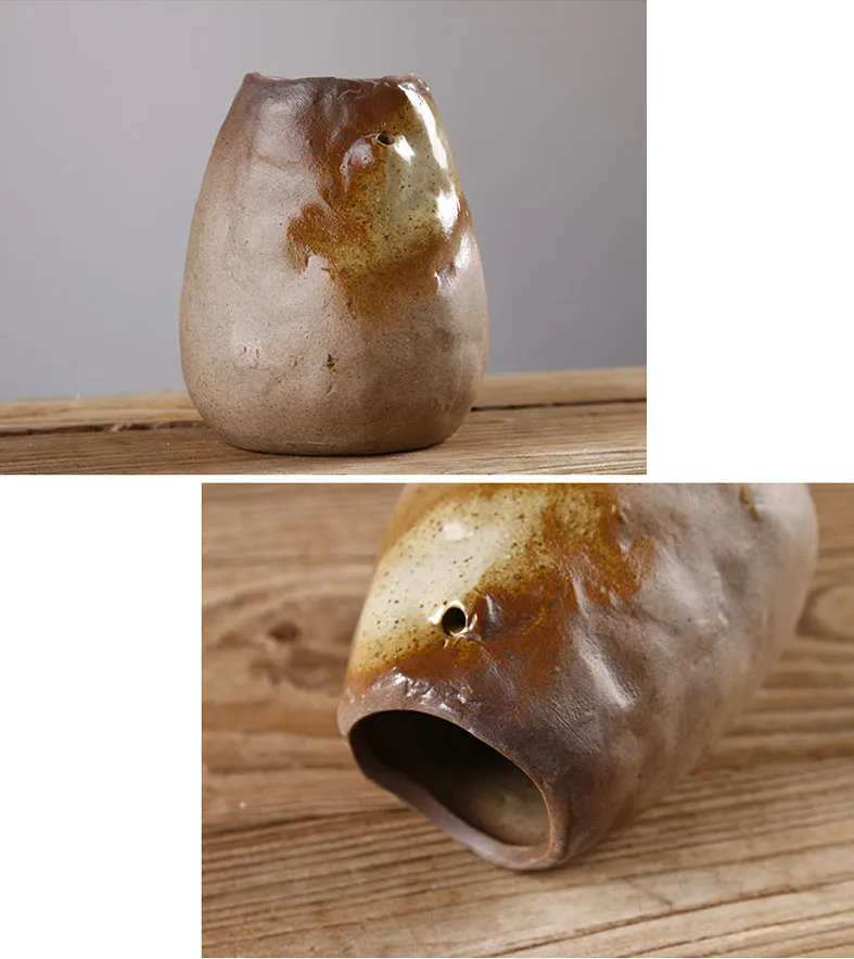Glazed ceramic small vase in creative Japanese style as decorative ornament with six colour options