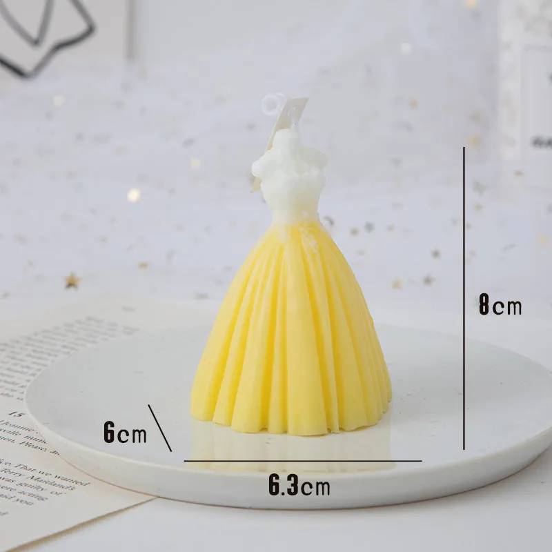 Handmade paraffin wax cylindrical wedding aromatherapy candle in pure white (tuberose) colour