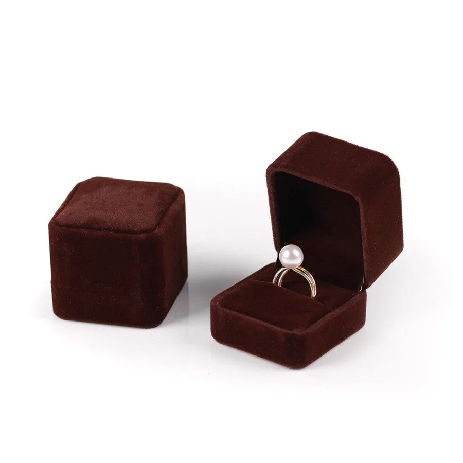 Flannel jewellery box for ring storage in 5x5x4.5cm size with MDF construction