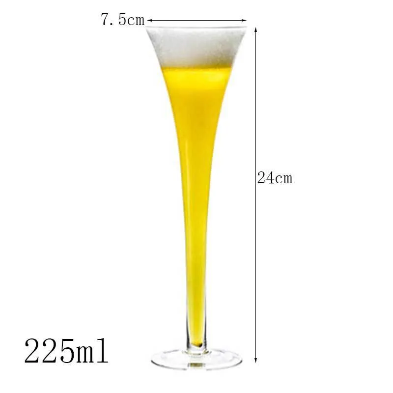Transparent lead-free glass cocktail glass with seamless flat base and satin-board wall design