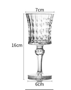 Transparent lead-free glass cocktail glass with seamless flat base and satin-board wall design