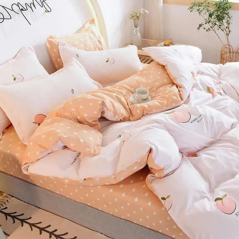 Cotton winter quilt core set in yellow colour measured 230cm by 250cm for bed use