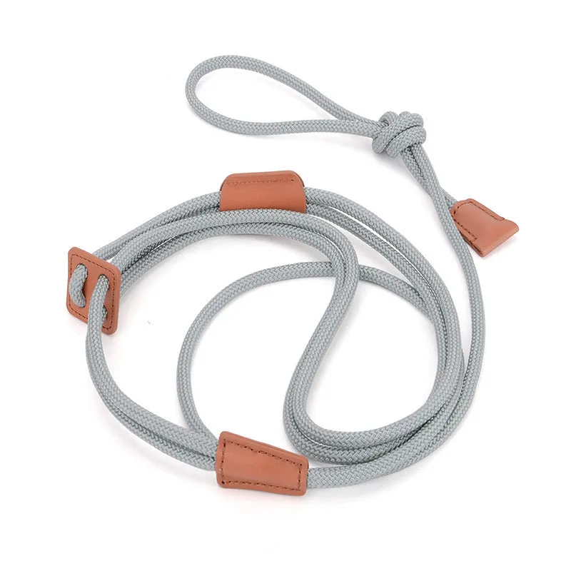 Monochrome chest-back dog leash in synthetic silk nylon and cowhide, 0.8 cm diameter and 143 cm length