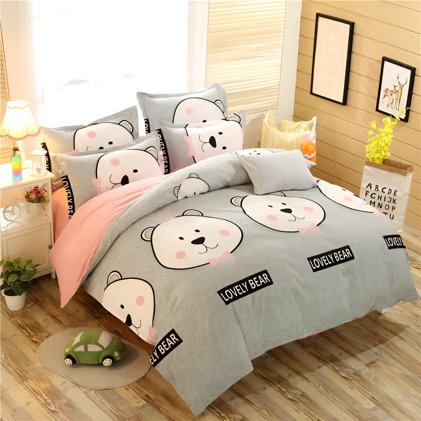 Flower print bedding set in Baby Bear pattern on a 2.0m bed with quilt cover and pillowcases