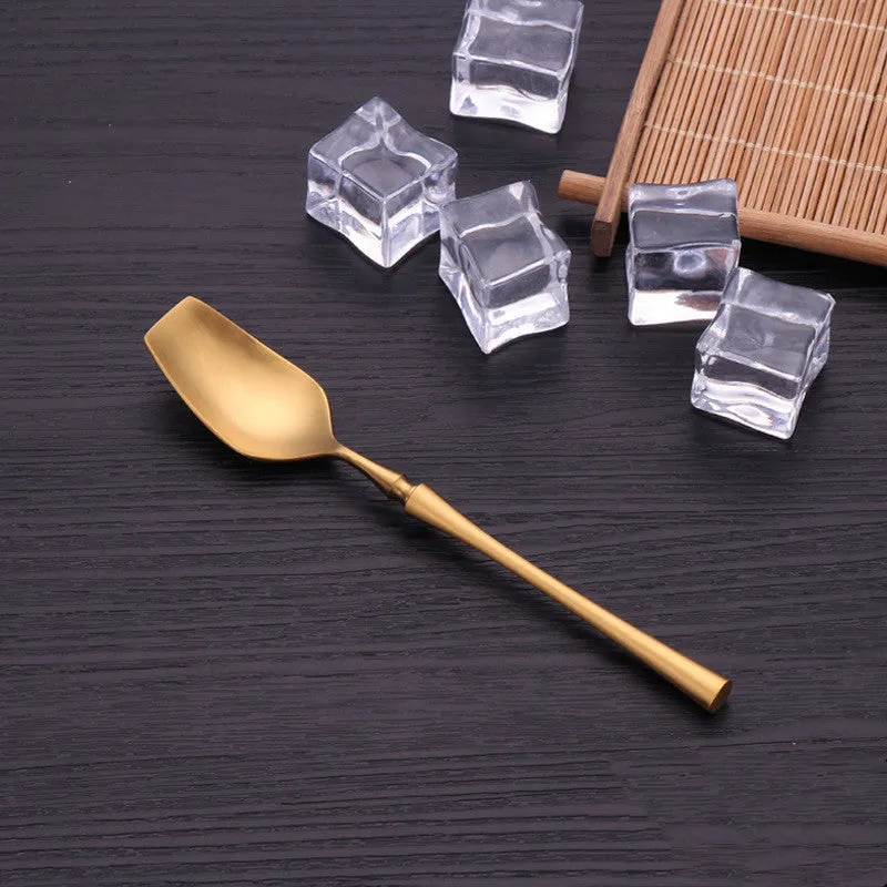 Stainless steel cutlery set with main knife, main fork, main spoon, and teaspoon in silver finish