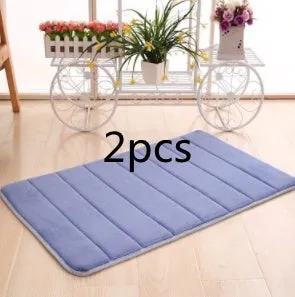 Memory cotton carpet with coral fleece surface, non-slip latex bottom, beige colour, 40x60cm size on bathroom floor