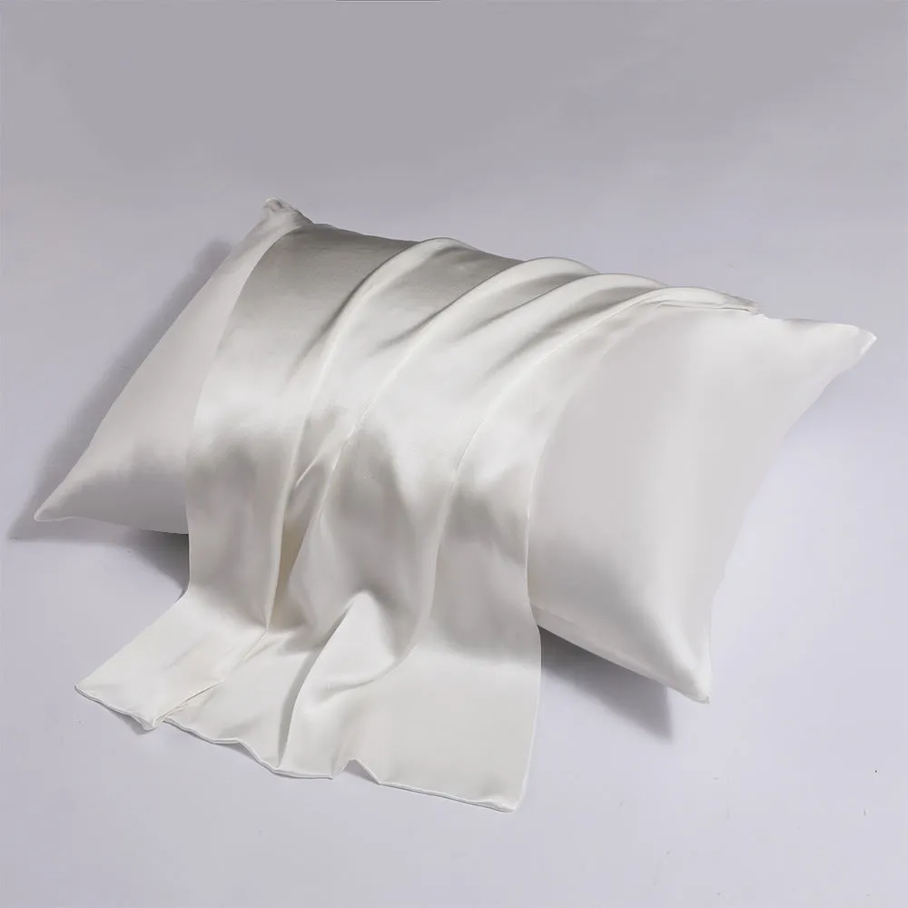 Zipper silk double-sided pillowcase in light champagne colour showing concealed zipper and mulberry silk texture