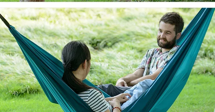 Ultralight double person outdoor hammock in 340T tear-resistant pongee fabric with 260cm rope and metal buckle, available in green