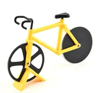 Bicycle-shaped pizza cutter with stainless steel wheel and ABS handle, red colour