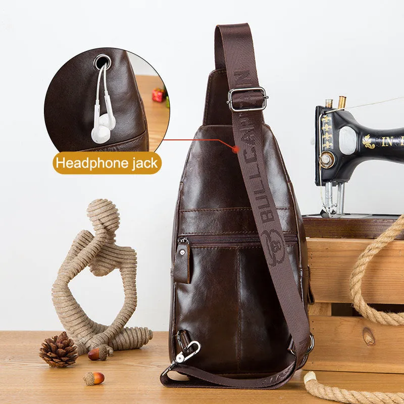 Genuine leather men's messenger bag in medium vertical square shape with magnetic buckle, available in black, brown, coffee colours