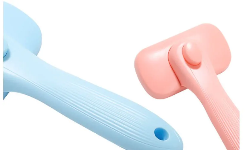 New pet needle comb for dogs and cats, plastic, 144g, pink and blue grooming brush