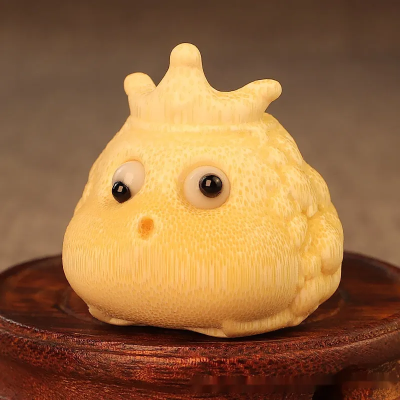 Solid bamboo carving crown princess toad ornament with 5.0 live eye size