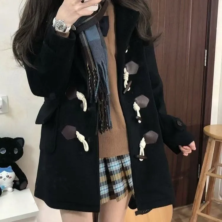 Japanese JK hooded horn button woolen coat in solid colour, loose fit, black colour