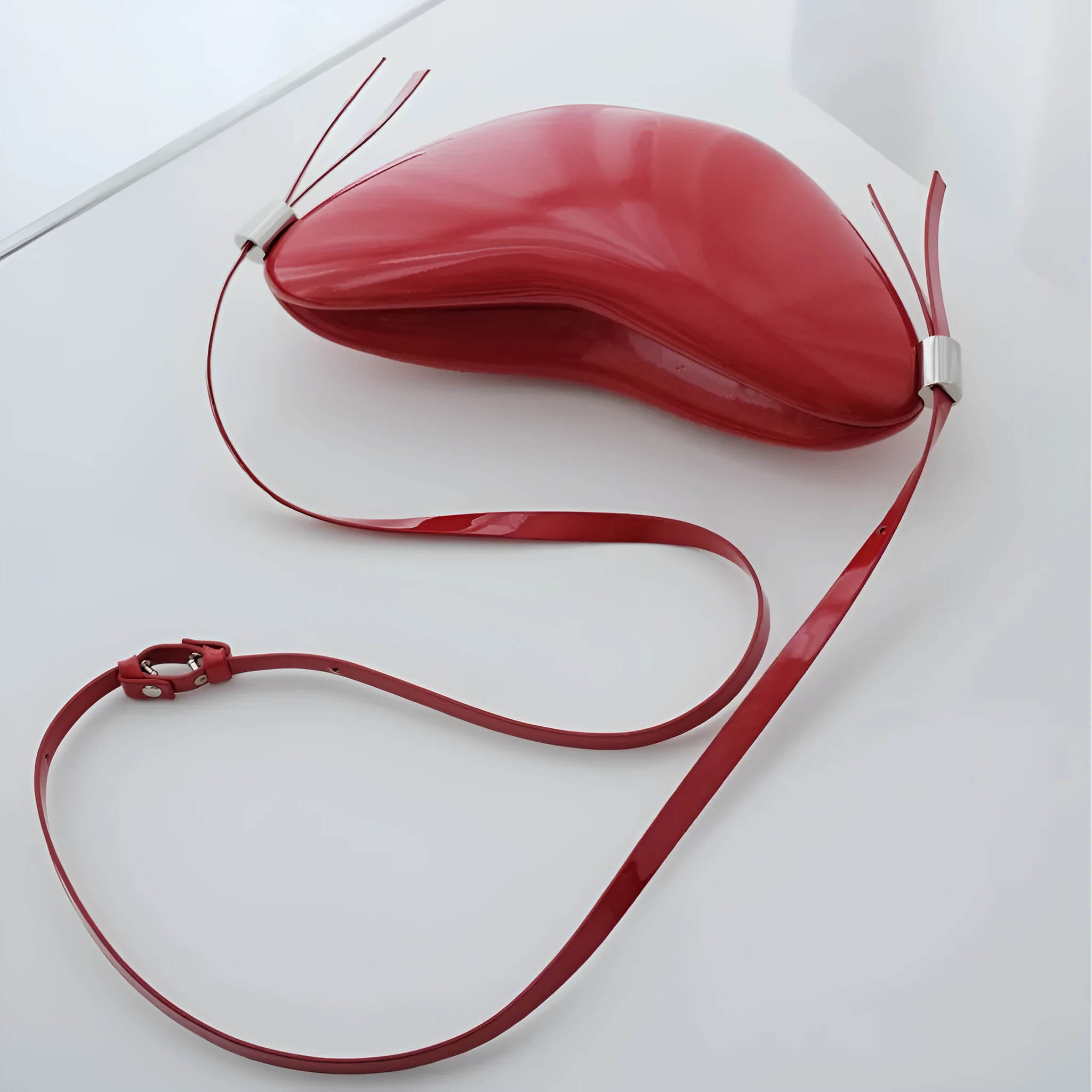 Red heart shape PU crossbody bag with sandwich pocket and single shoulder strap for women urban simplicity daily use