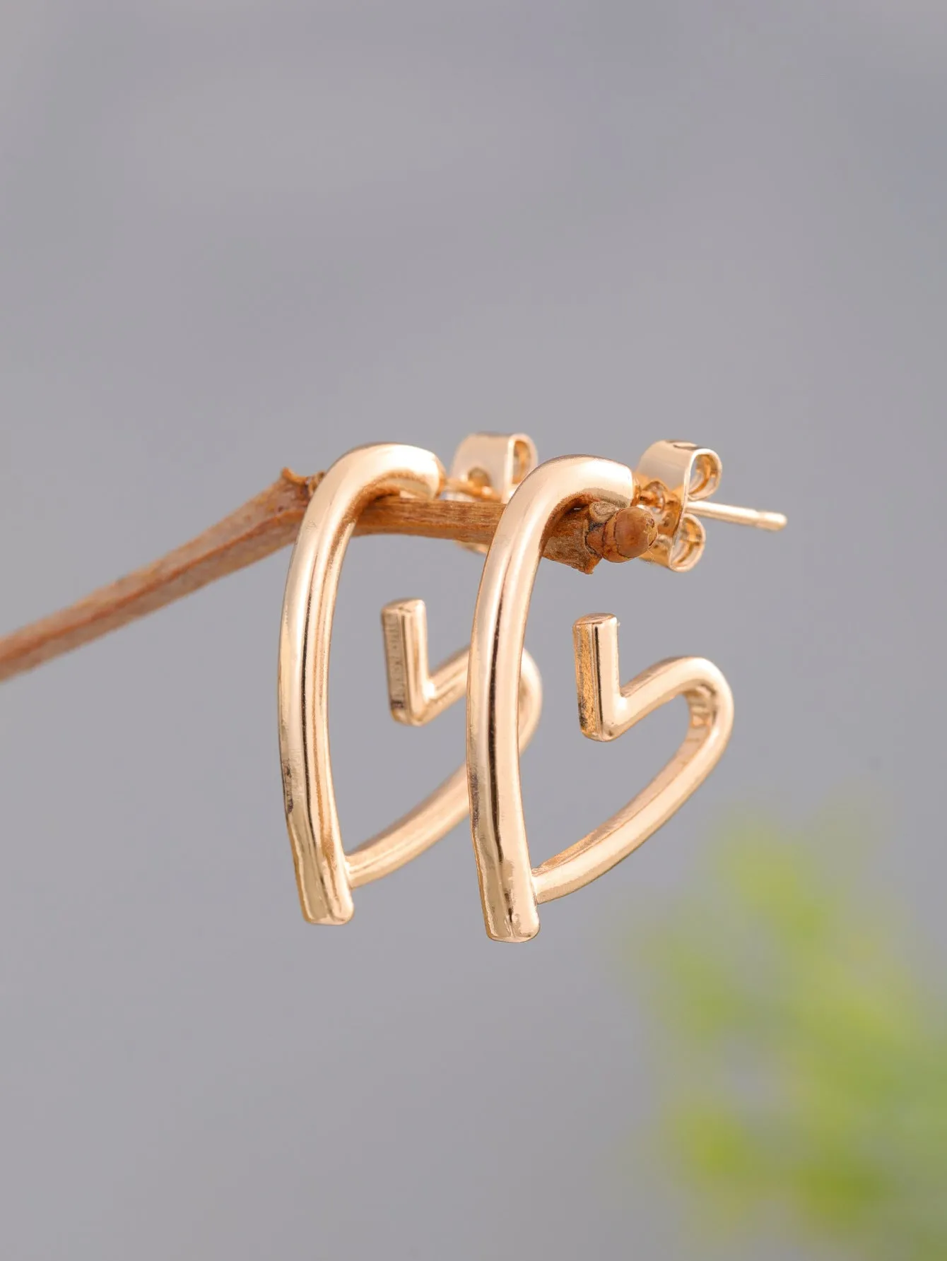 Golden love earrings for women simple cold style drop earrings minimalist alloy jewellery