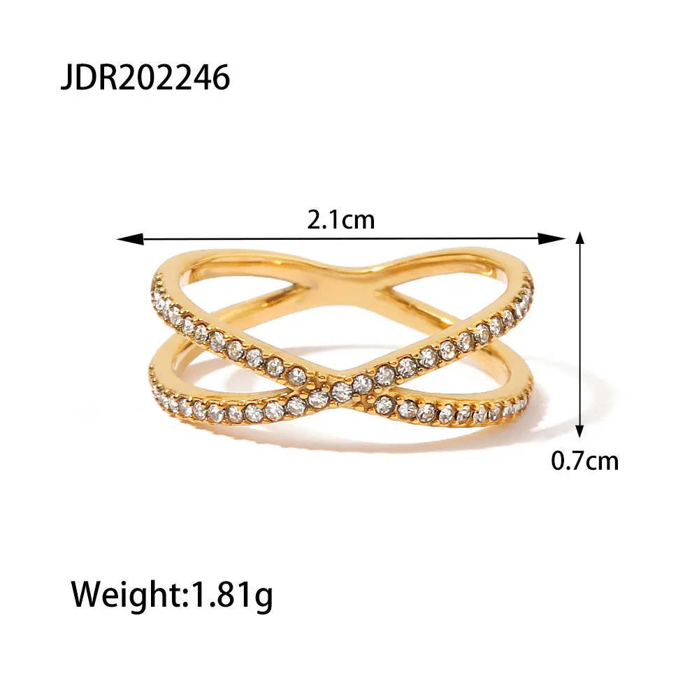 Stainless steel geometric line pattern ring for women with electroplated non-fading finish in European style