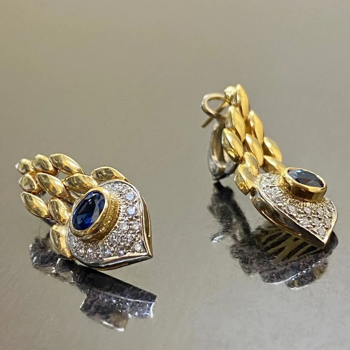 Retro fashion creative women's earrings with snake design in imitation gold colour