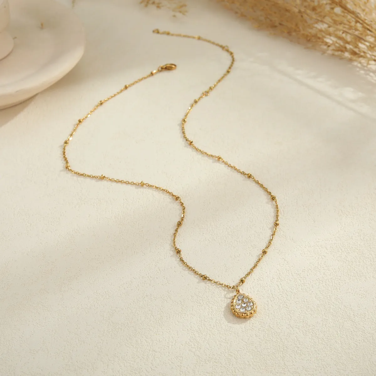 Women's stainless steel pendant necklace electroplated finish geometric five star moon water drop shape chain