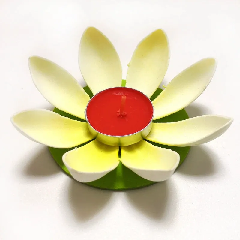 Single-layer plastic wishing lotus lantern in mixed colours, floating on water, available in 11cm and 15.5cm sizes