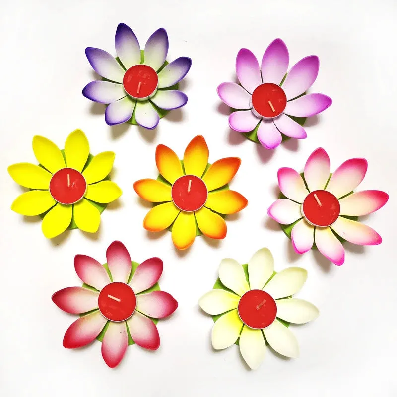 Single-layer plastic wishing lotus lantern in mixed colours, floating on water, available in 11cm and 15.5cm sizes