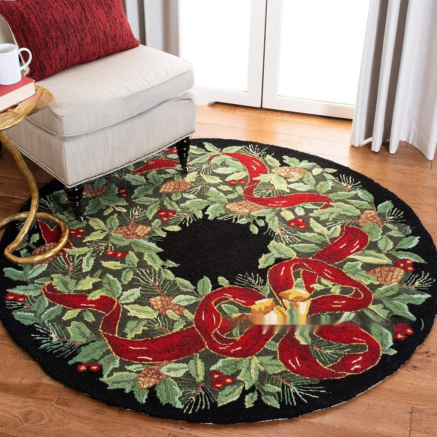 Christmas round polyester carpet in festive print, square shape on wooden floor