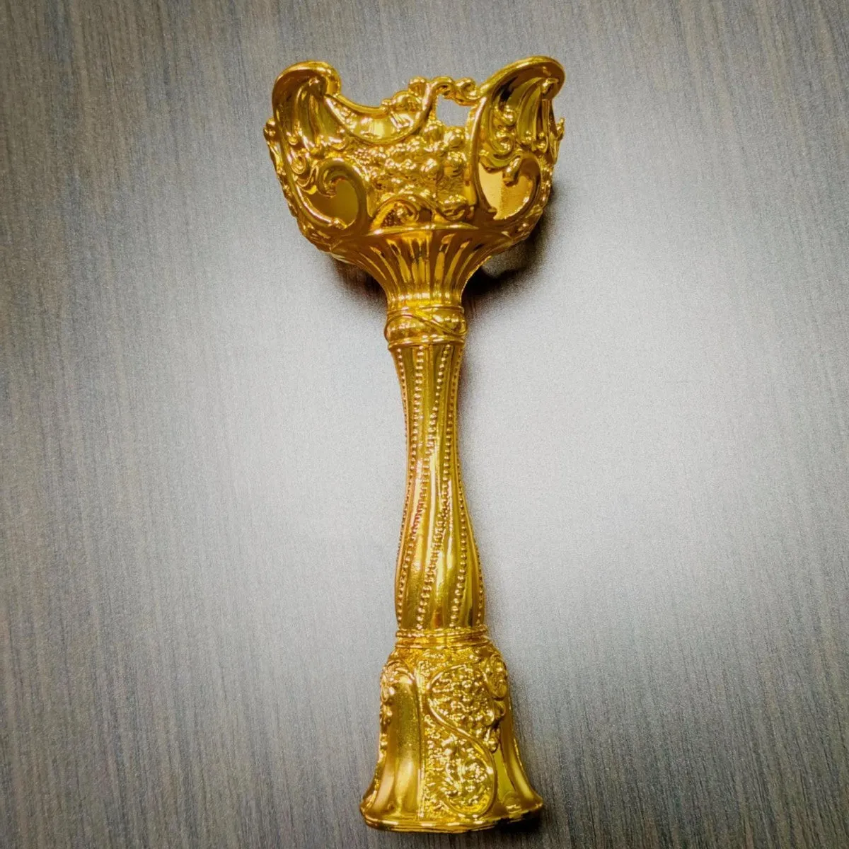 Retro metal candlestick in gold finish, small size for table decoration