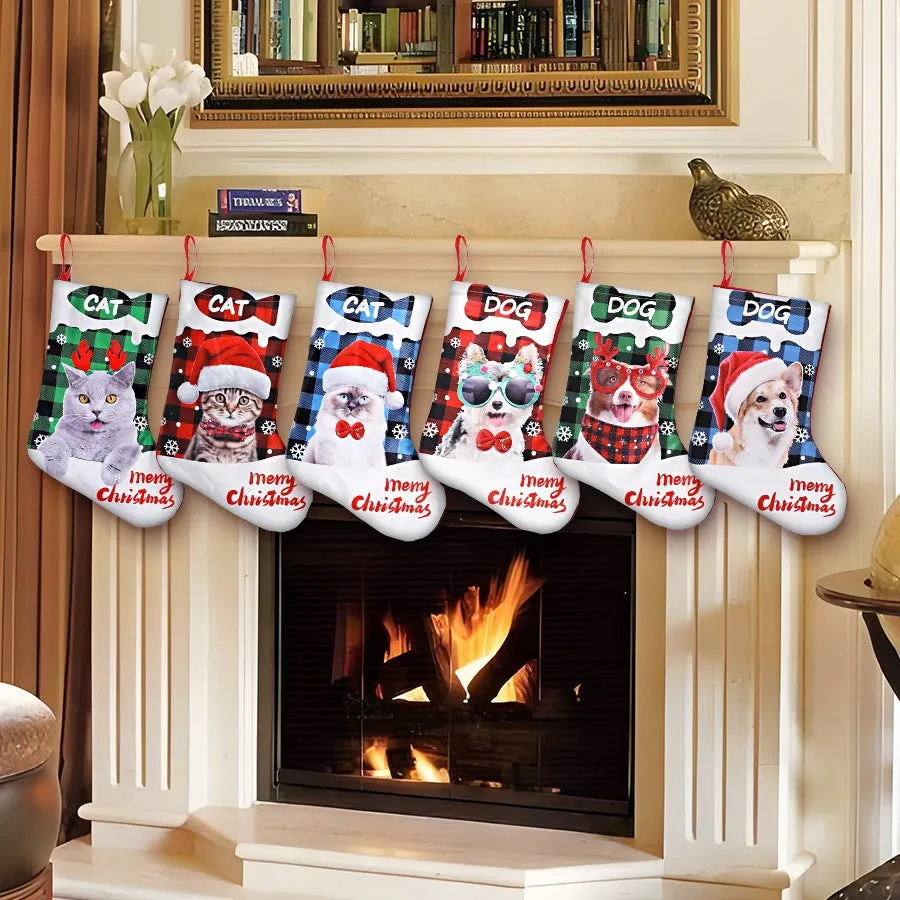 Printed puppy and cat Christmas cloth decoration measuring 26x36cm with plaid patterns