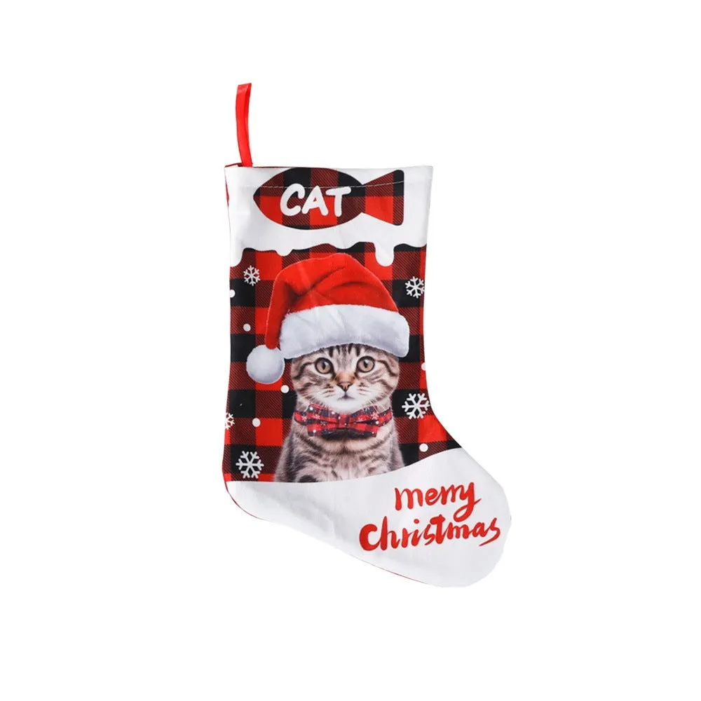 Printed puppy and cat Christmas cloth decoration measuring 26x36cm with plaid patterns