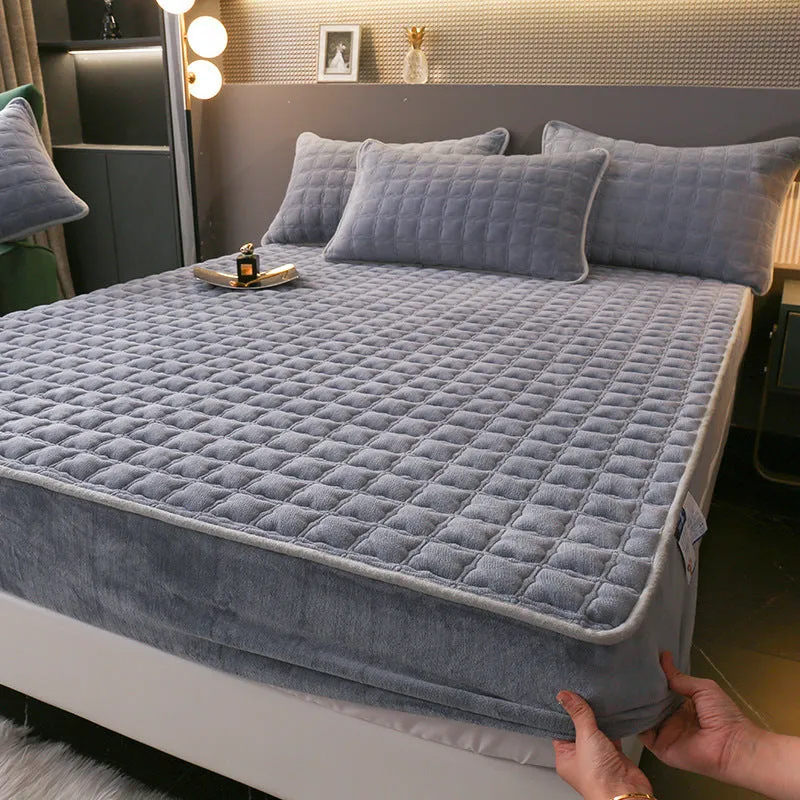 Fleece-lined milk fibre quilted fitted sheet for single bed winter thickened bedspread blue colour