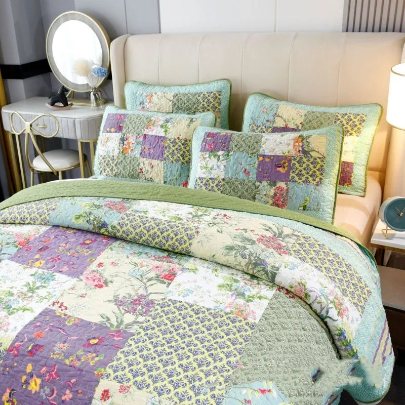Pure cotton flower-spliced bedding three-piece set on a 2.0m bed with pillowcases
