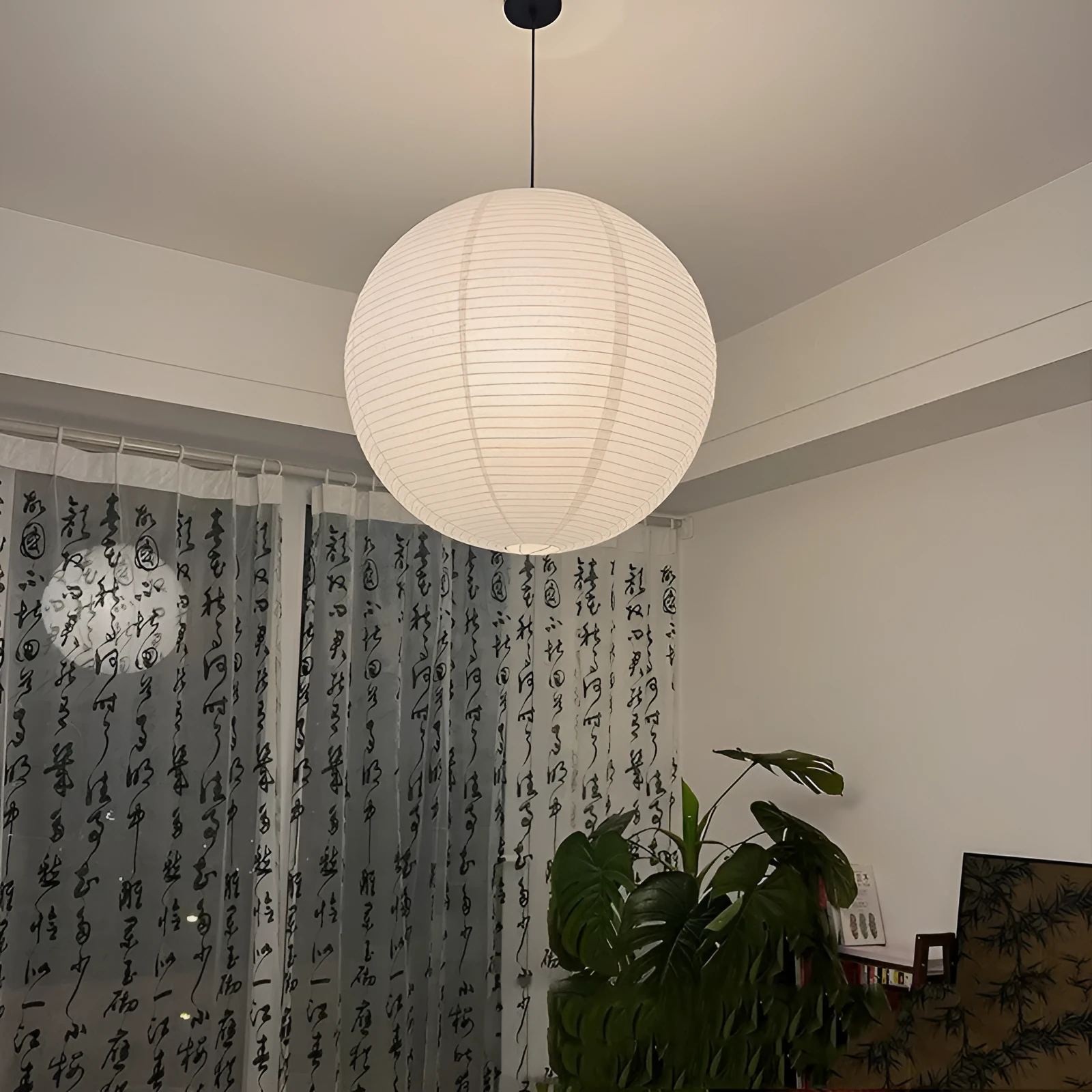 Beige tissue paper lampshade chandelier with black line, 60cm diameter, iron body, warm LED light