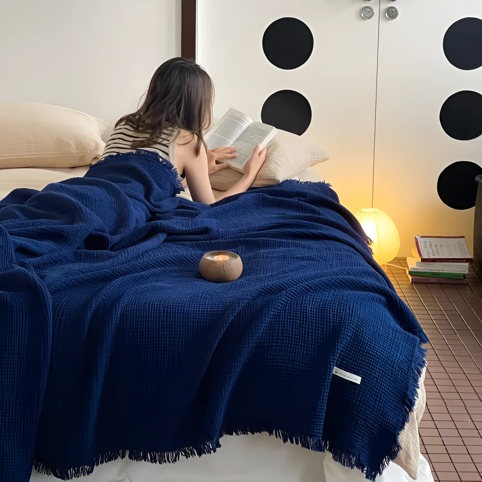 Maillard style four-layer wrinkle yarn tassel blanket in pure cotton chenille, available in multiple colours for sofa or office