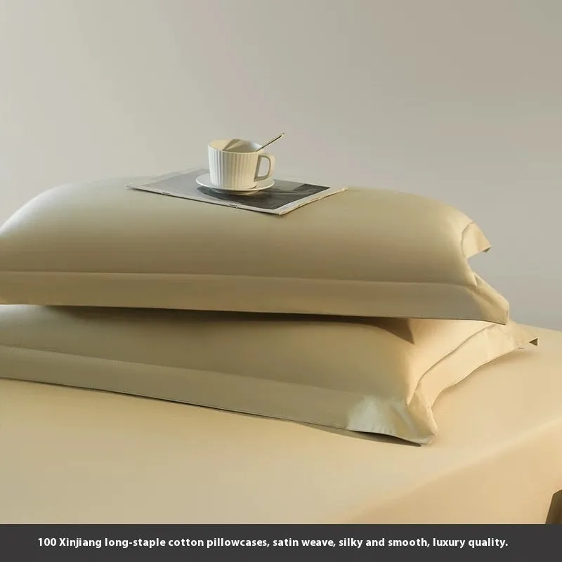Solid colour long-staple cotton pillowcase pair 48x74cm in bamboo green with twill weave