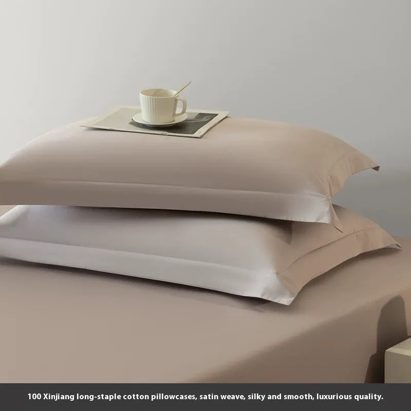 Solid colour long-staple cotton pillowcase pair 48x74cm in bamboo green with twill weave