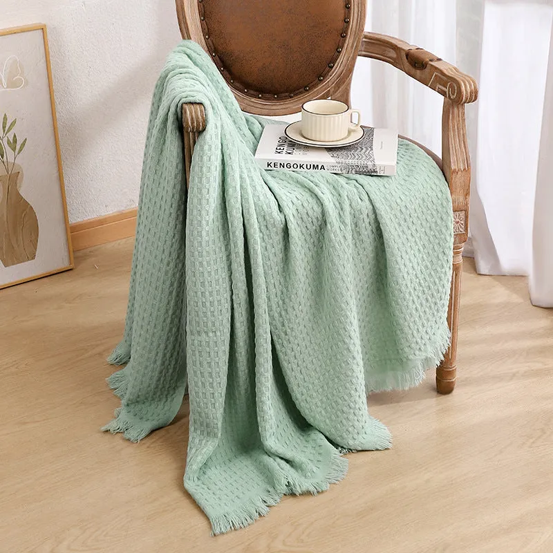 Solid colour waffle knit sofa blanket in acrylic with chenille texture, beige finish, 130x160cm with tassels