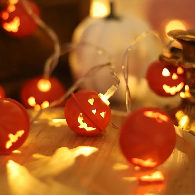 Warm white LED Halloween lamp chain with wrought iron ghost pumpkin plant-shaped lamps 4cm each