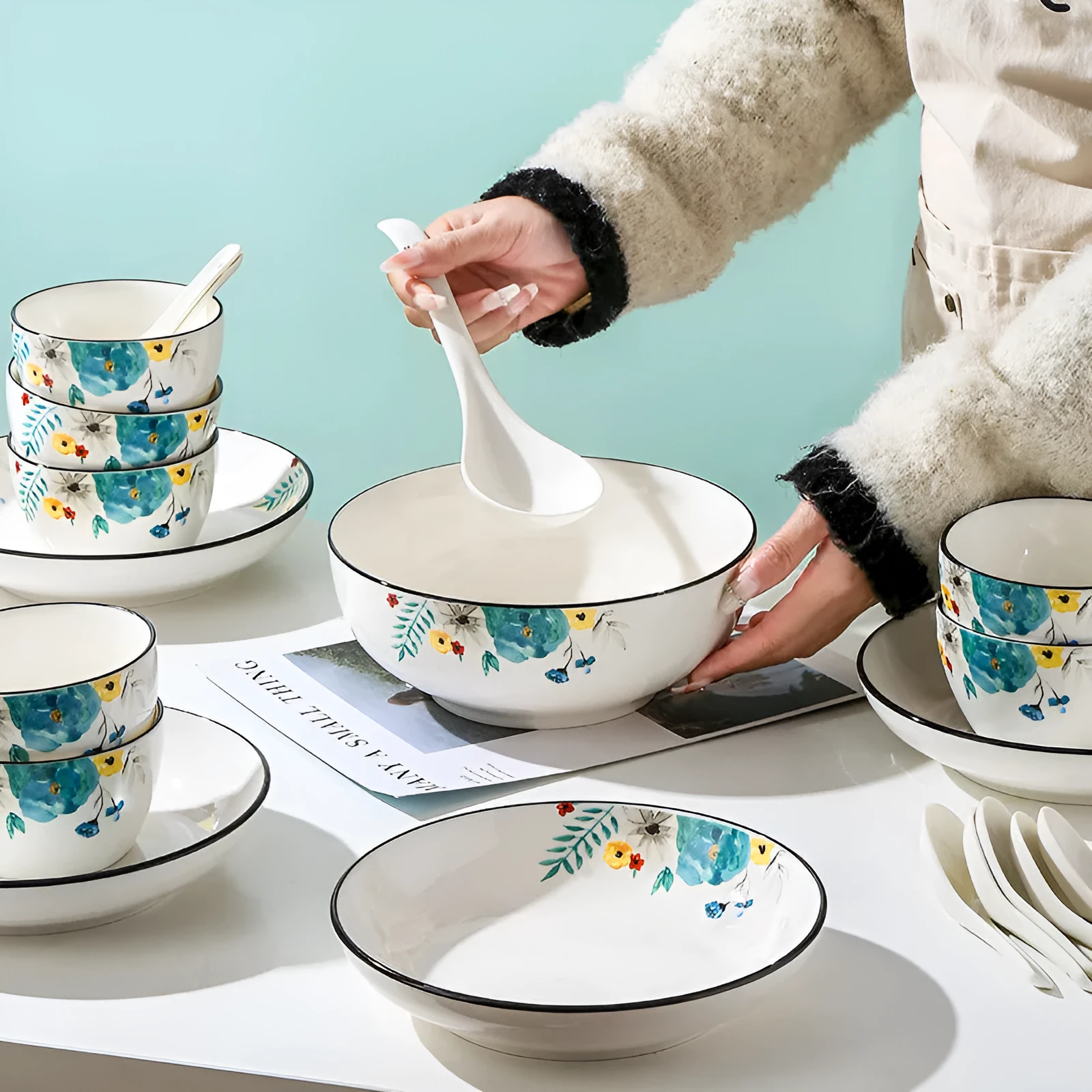 Flower In Ink bone china 22-piece tableware set with bowls, spoons, plates, large bowl, and spoon