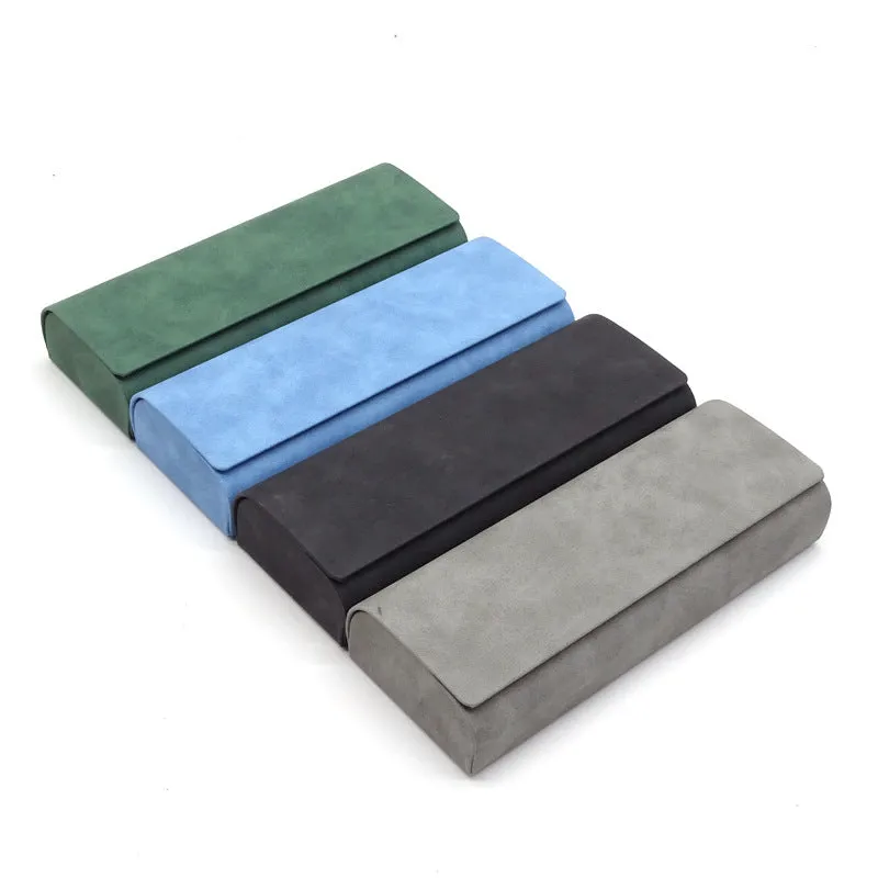 Retro leather sunglasses storage box in green, 155x60x30mm, with a glasses case design