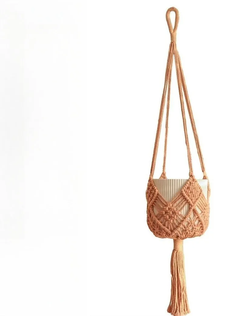 Hand-woven polyester cotton flower pot with net pocket extension cord in brown colour