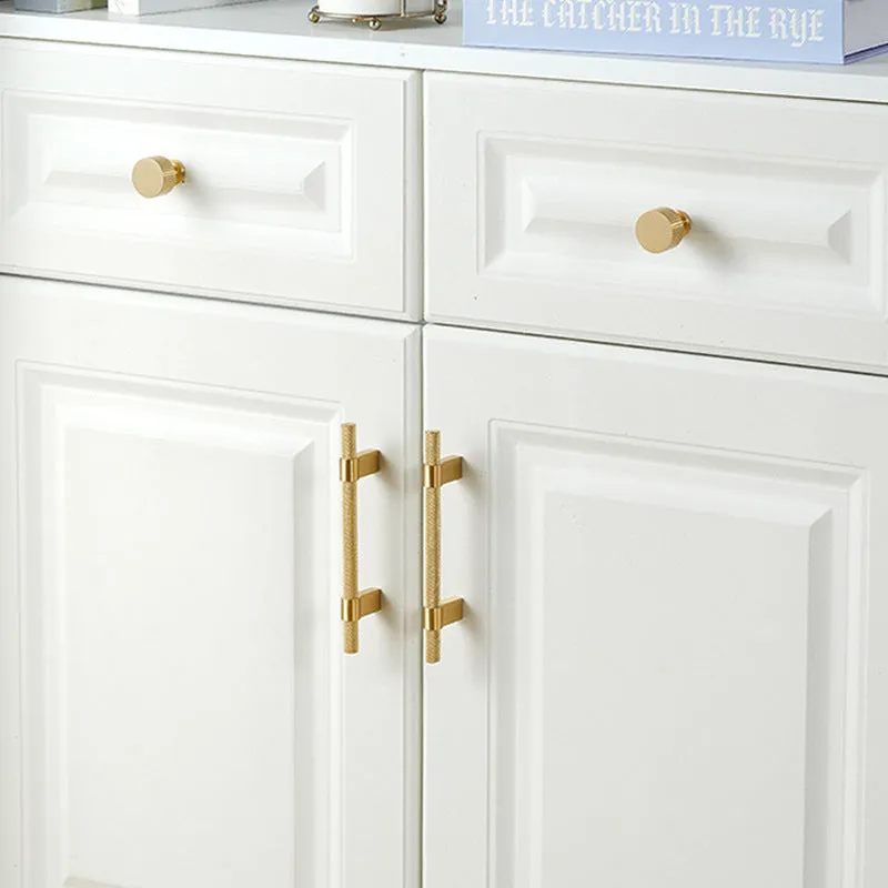 Brass knurled cabinet handle with polished sealed glaze finish in American style