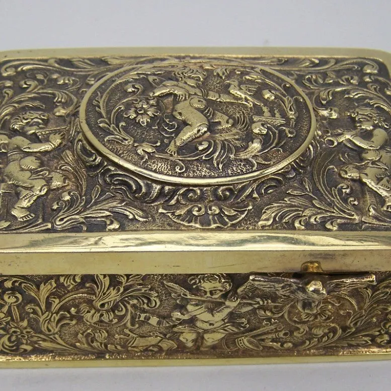 Gold alloy automatic pop-up bird box decoration on a tabletop, 10x6x4 cm