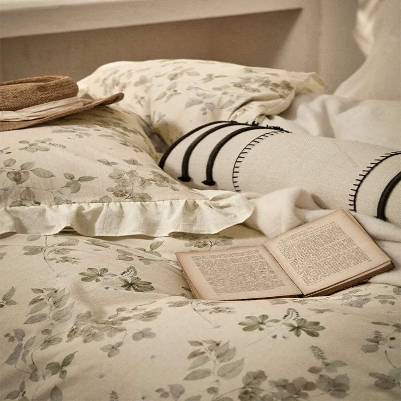 Cotton and linen yarn-dyed printed four-piece bedsheet set in raw jute colour with lace trim