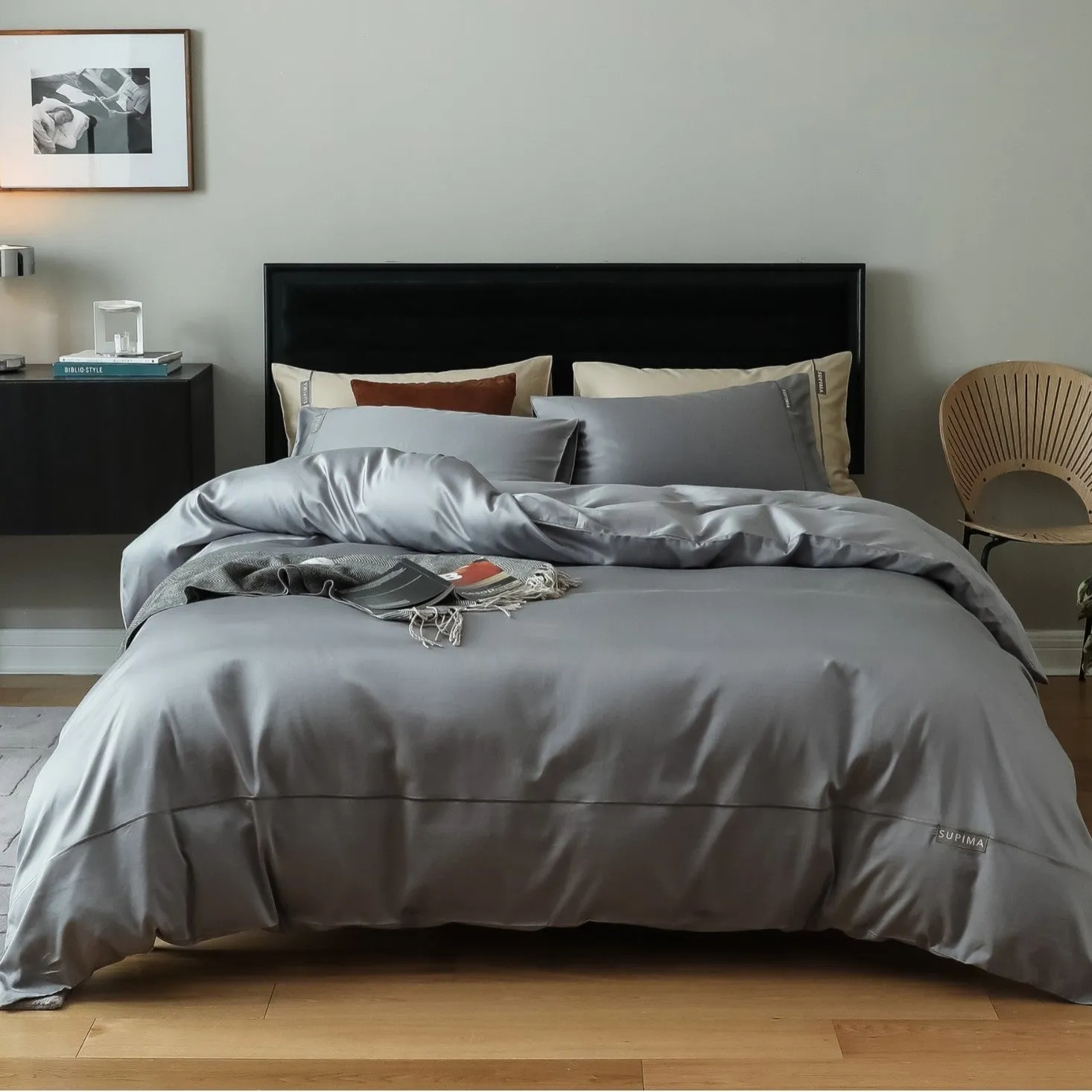 Pure cotton embroidered four-piece bed sheet set in champagne with quilt cover and pillowcases