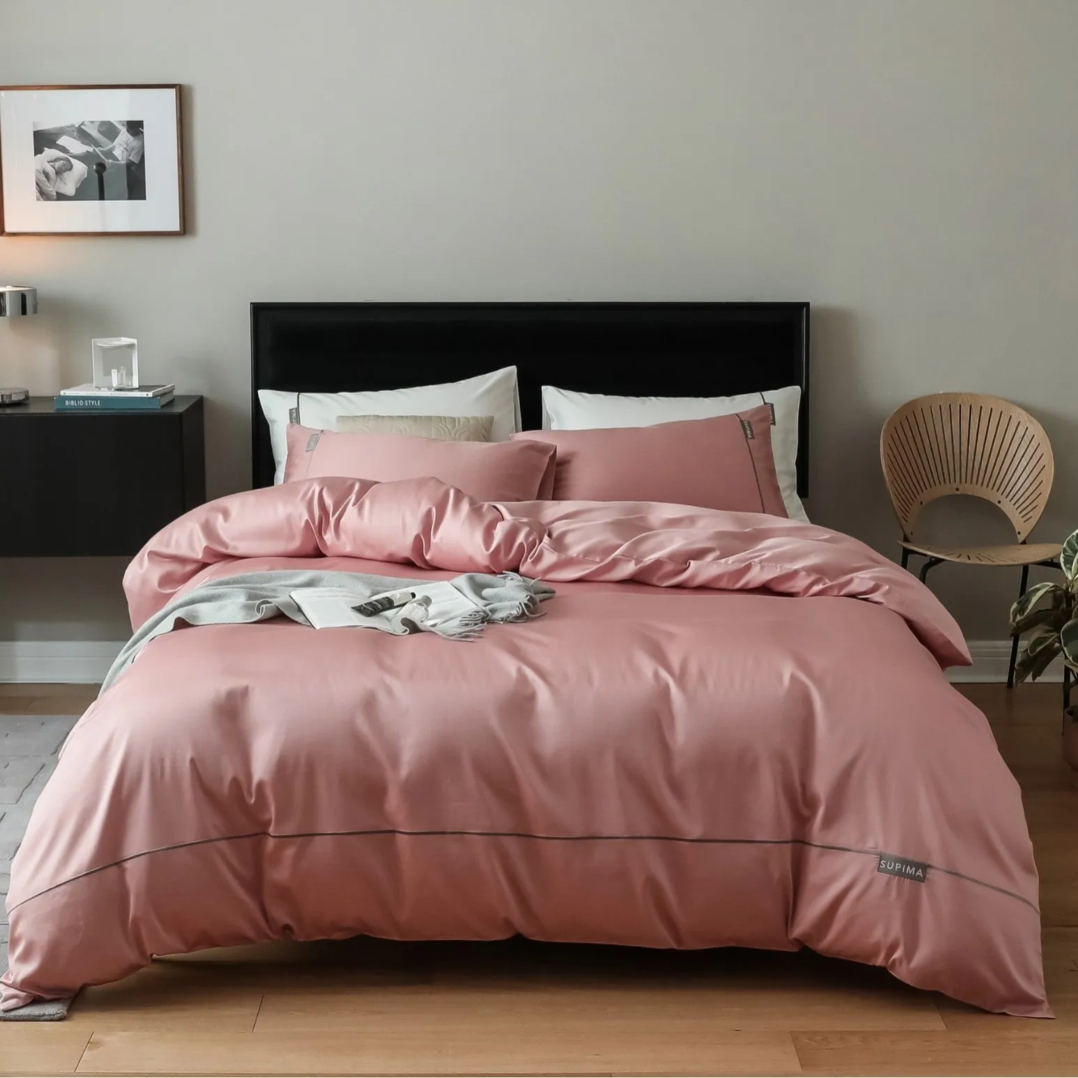 Pure cotton embroidered four-piece bed sheet set in champagne with quilt cover and pillowcases