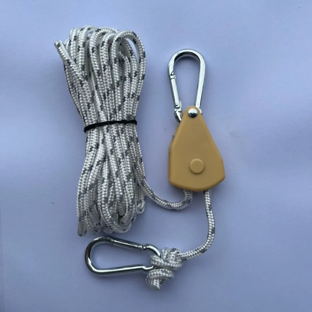 Metal and nylon outdoor camping tent rope pulley adjuster in army green with 4mm guy rope, 4M length